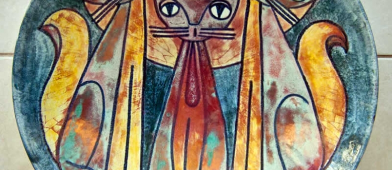 Cat Art: Marianne Starck – Cats on Ceramic