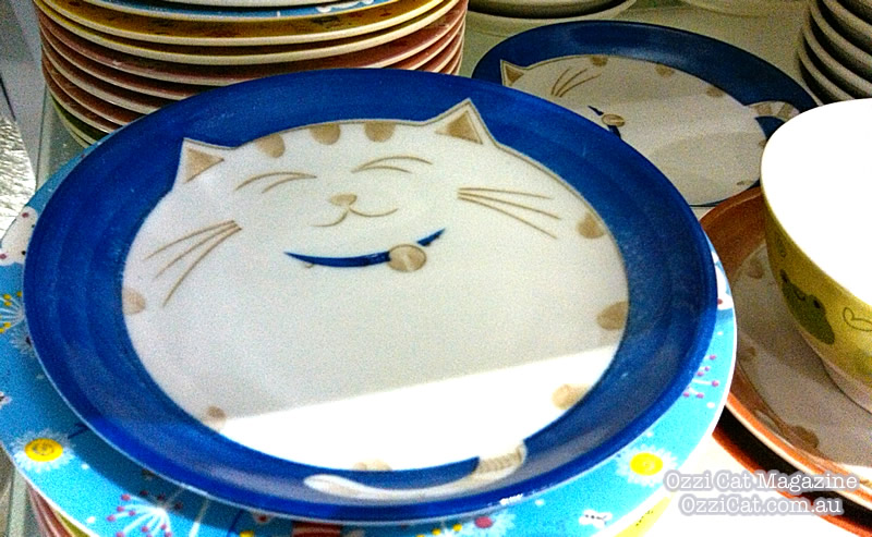 Daiso - cat goods - cute kawaii - cat plate - Australian National Cat Magazine Ozzi Cat
