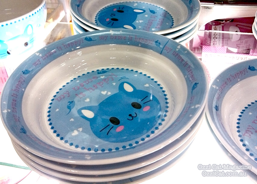 Daiso - cat goods - cute kawaii - cat plate - Australian National Cat Magazine Ozzi Cat