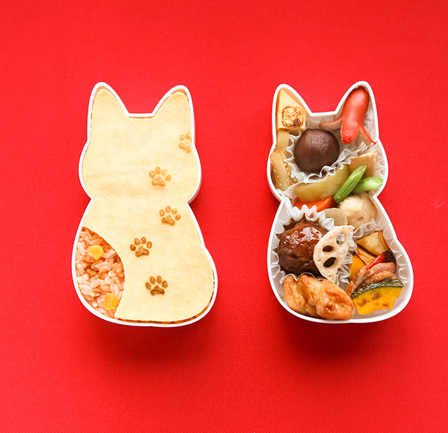 matae4281021 made this incredible Neko themed bento box with a